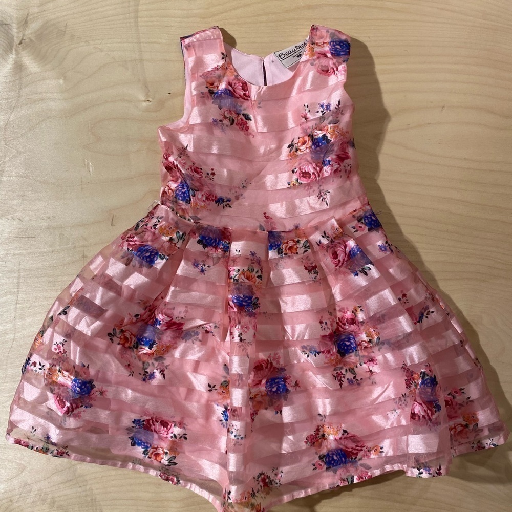 Beautees Sleeveless Dress size 6 (HJ)